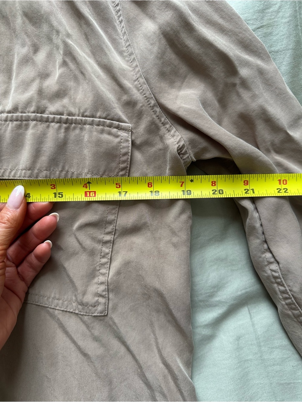 Aritzia Babaton Utility Button Down Shirt - Picture 8 of 11